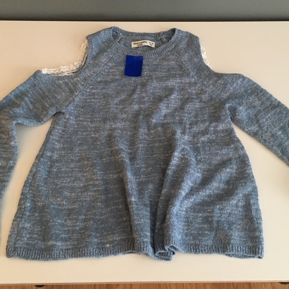 Girls open shoulder long sleeve sweater